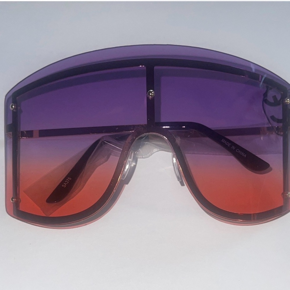 Gradient Purple to Pink Oversized Shield Sunglasses - Women - Picture 2 of 2